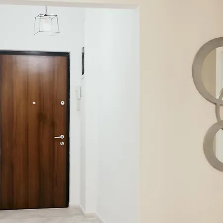 Exclusive In The Center Of 公寓 *